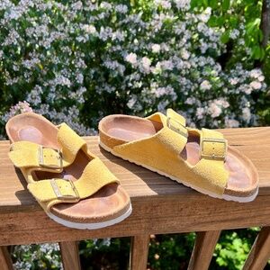 BIRKENSTOCK Arizona Soft Footbed Yellow (narrow width) - Size 38